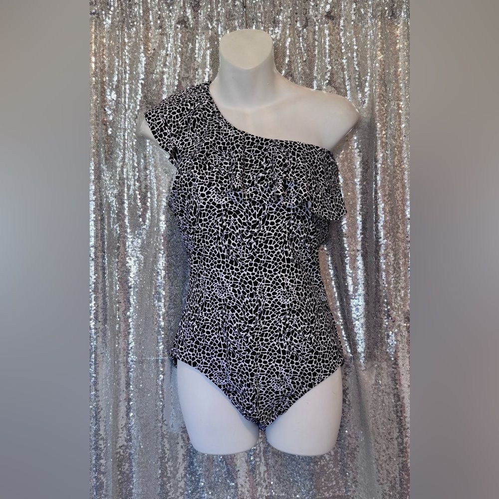 Fredericks of Hollywood One-Shoulder Black and White Ruffle Swimsuit NWT